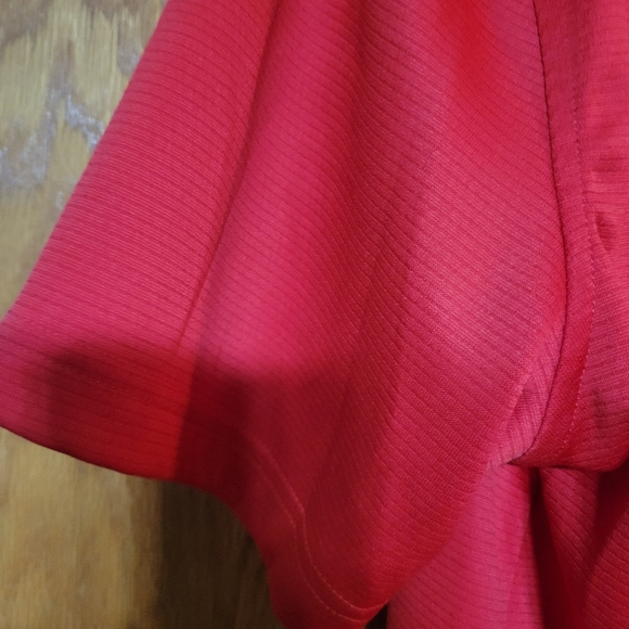 Under Armour red polo - Picture 7 of 7